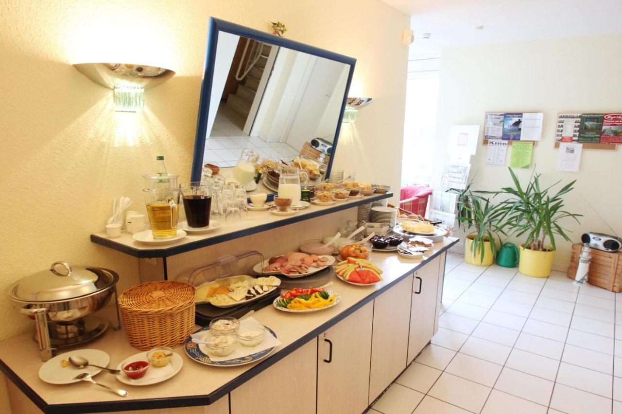 F-1010 Strandhaus Moenchgut B&B Doppelzimmer Nr 35 Lobbe Esterno foto